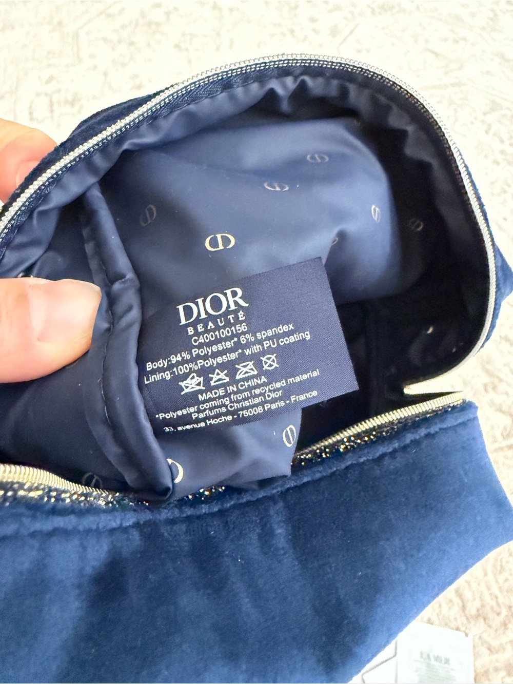 Dior 3-Piece Beauty Gift Set Velvet Pouch Rouge Dior 999 & J’adore Mini - Picture 5 of 8